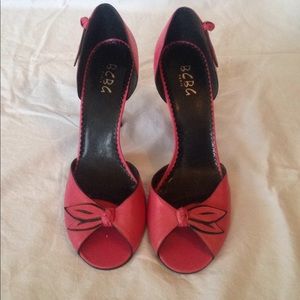 BCBG heels-hot pink and black, size 10